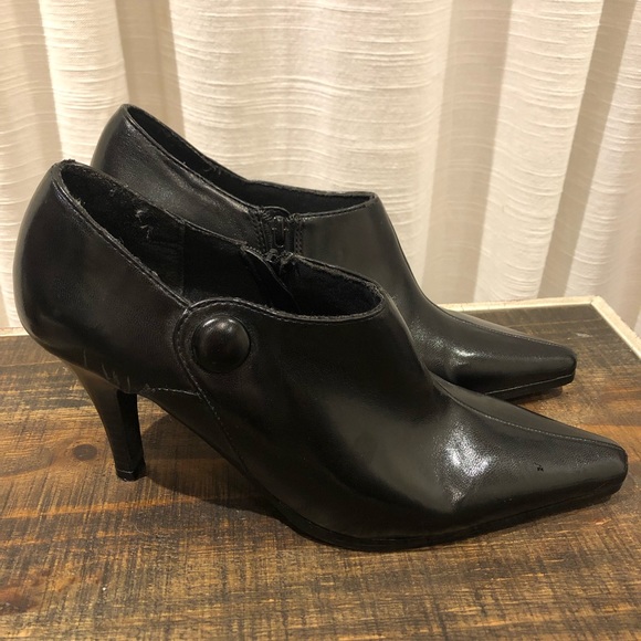 Impo heeled boots in size 7 - Picture 2 of 9